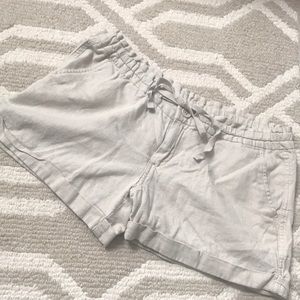 Adorable linen shorts
